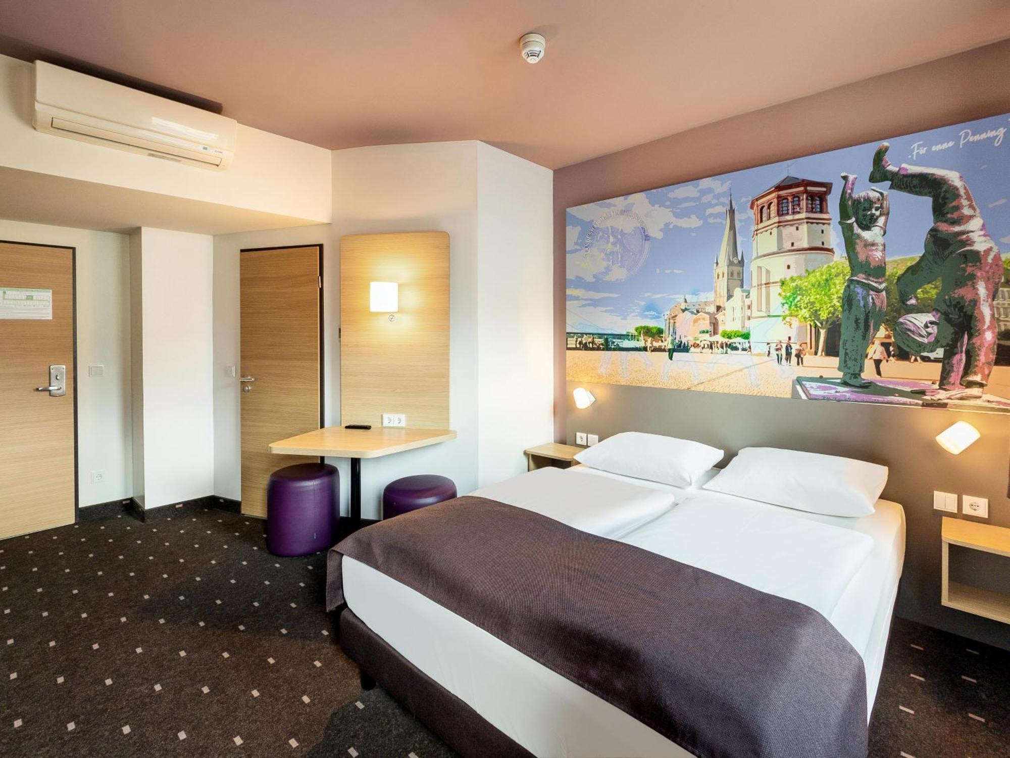 B&B Hotel Duesseldorf-Mitte Dış mekan fotoğraf